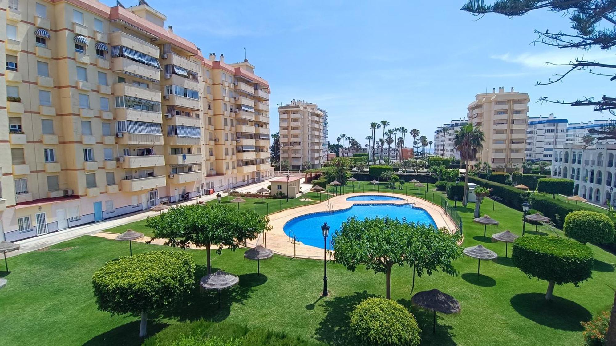 Andalucia Beach & Garden Apartment Benalmádena Exterior photo